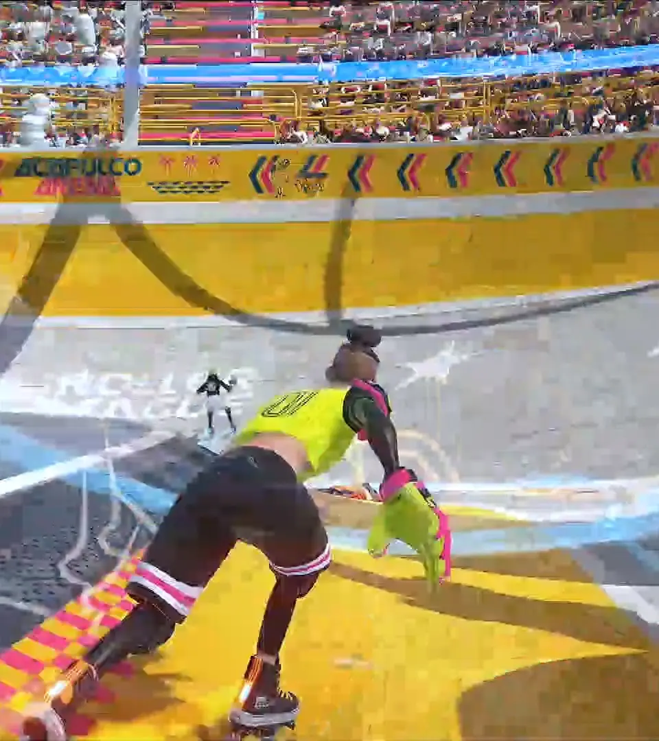 Countering Aggressive Tacklers - Roller Champions screenshot